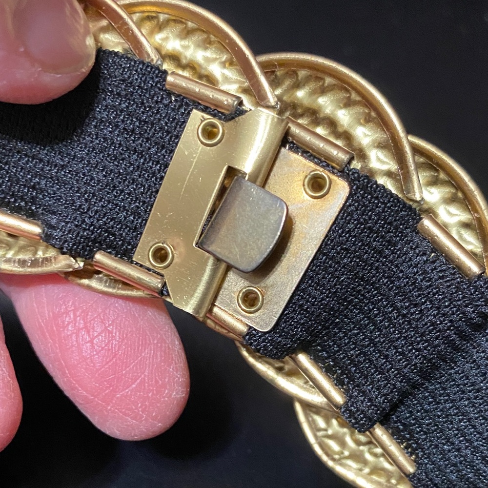 Elegant vintage Gold disk and Pearl Women's 36” stretchable belt - Picture 10 of 16